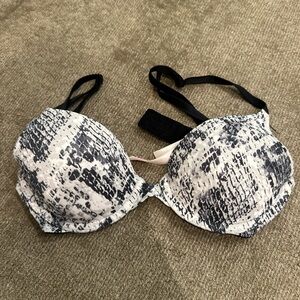 Victoria's Secret Black and White Snakeskin Print Bra